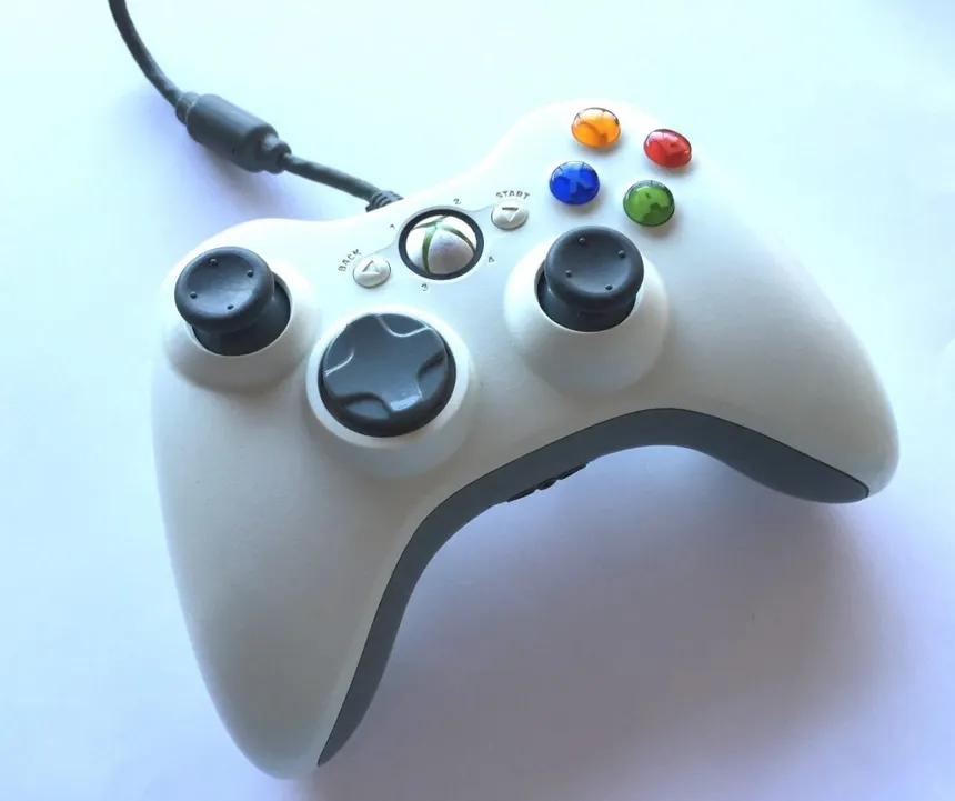 Xbox 360 Controller (White - Premium)